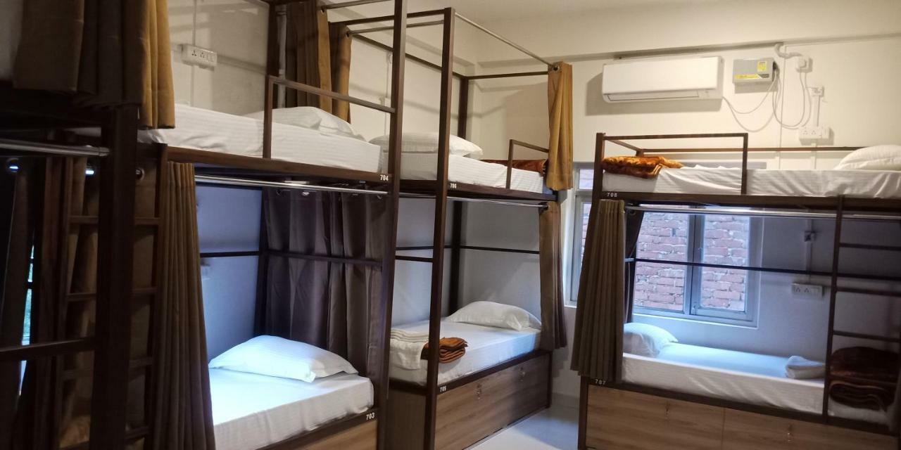 Banaras Hostel Kakarmatha Exterior photo